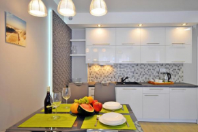 Отель Grey & Green Apartments  Колобжег